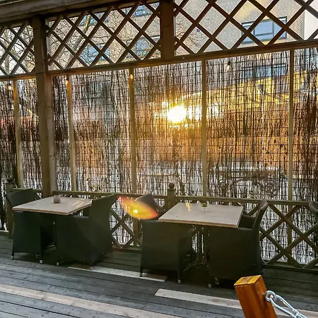 Pensjonat Bed & Coffee Oss Historic Weaving Mill