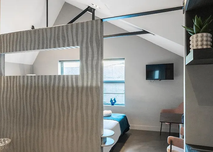 Bed & Coffee Historic Weaving Mill