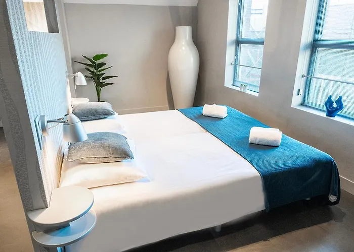 Bed & Coffee Historic Weaving Mill * Oss