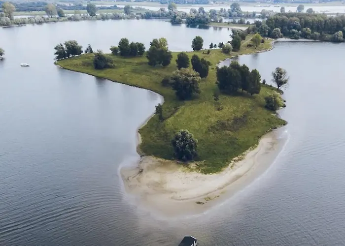 Bed & Coffee Historic Weaving Mill * Oss